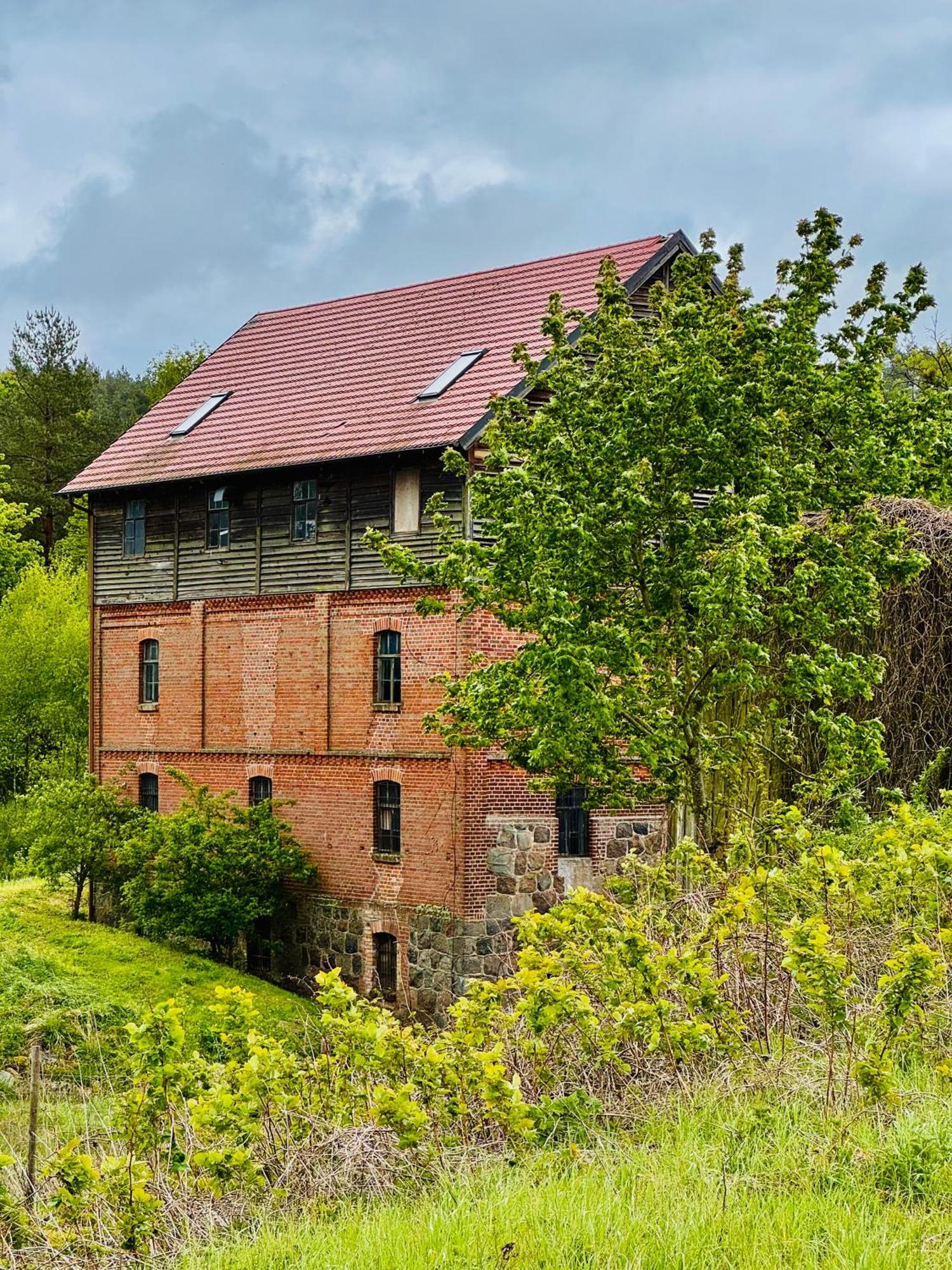 Folwark Wierzchy Buitenkant foto